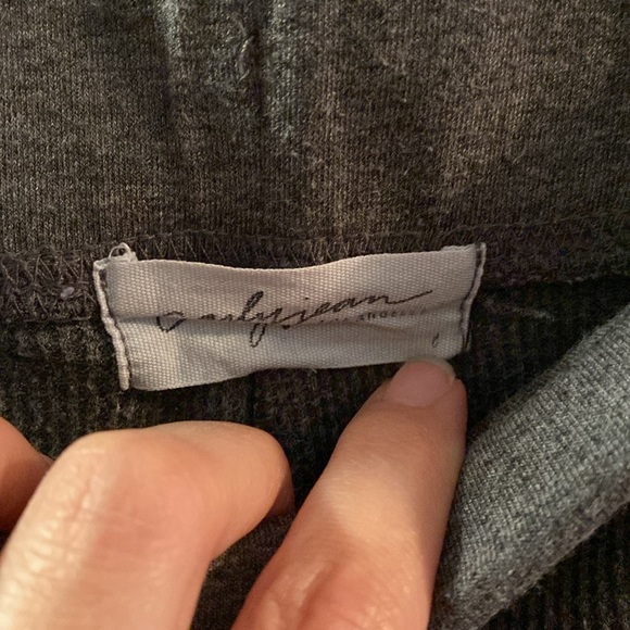 Carly Jean Los Angeles, waffle jogger SET, size L, charcoal color - EUC - Picture 8 of 9